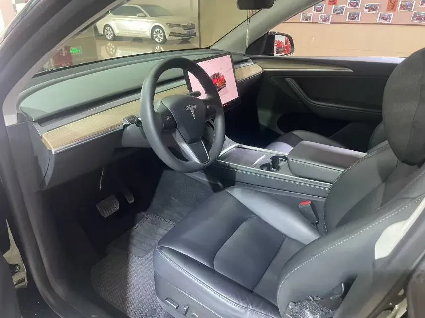 2022 Tesla Model Y BEV 60KWH,autocango,china used car exporter,china ev exporter,chinese used car exporter,chinese used ev exporter