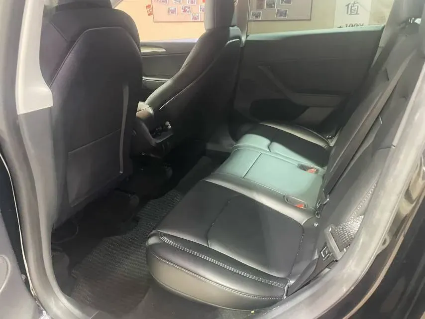 2022 Tesla Model Y BEV 60KWH,autocango,china used car exporter,china ev exporter,chinese used car exporter,chinese used ev exporter