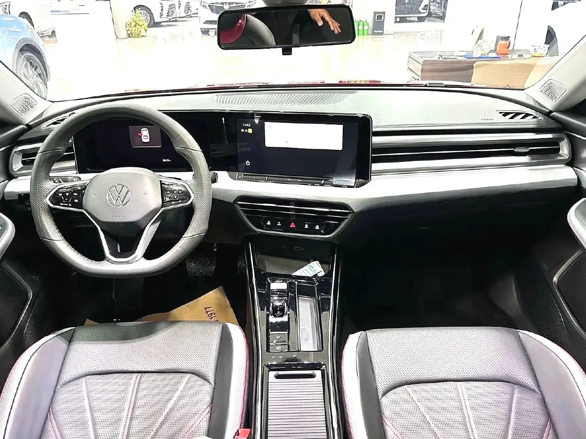 2023 Volkswagen Lamando 1.4T 150HP L4 7DCT,autocango,china used car exporter,china ev exporter,chinese used car exporter,chinese used ev exporter