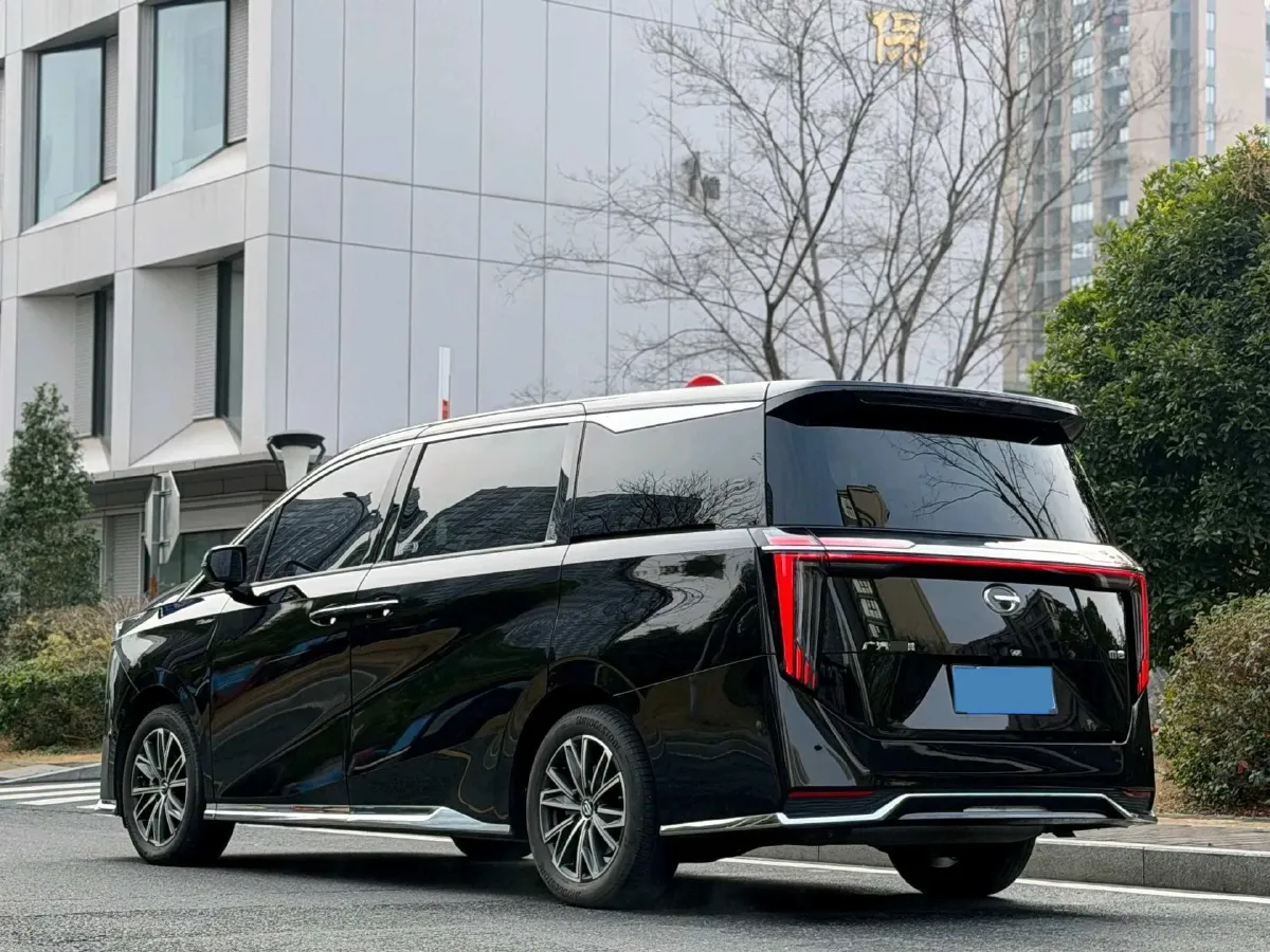 2024 GAC Trumpchi M8 2.0T 252HP L4 8AT,autocango,china used car exporter,china ev exporter,chinese used car exporter,chinese used ev exporter