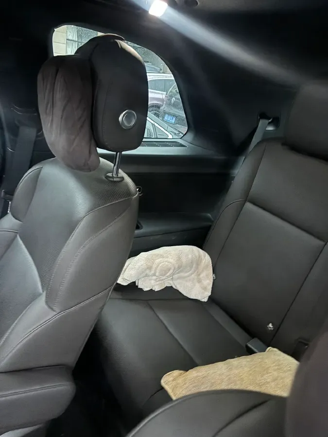 2022 Li L9 Range Extended 154HP REEV 42.6KWH,autocango,china used car exporter,china ev exporter,chinese used car exporter,chinese used ev exporter