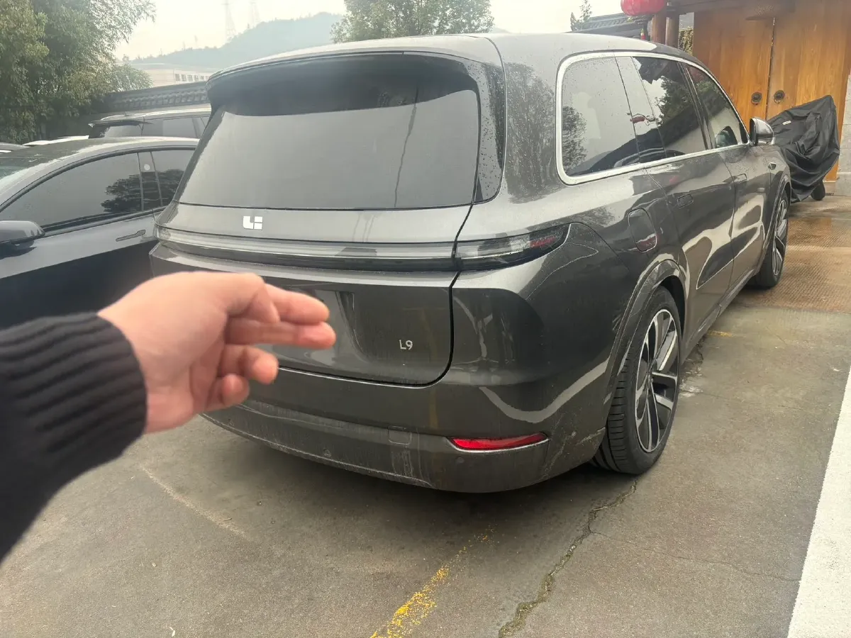 2022 Li L9 Range Extended 154HP REEV 42.6KWH,autocango,china used car exporter,china ev exporter,chinese used car exporter,chinese used ev exporter