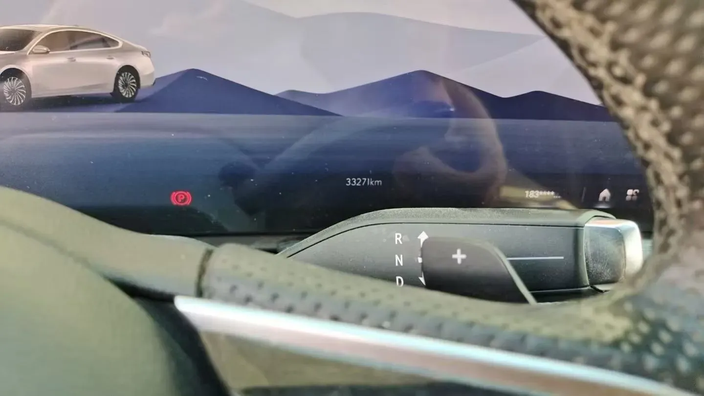 2023 Buick Larcosse 2.0T 237HP L4 9AT,autocango,china used car exporter,china ev exporter,chinese used car exporter,chinese used ev exporter