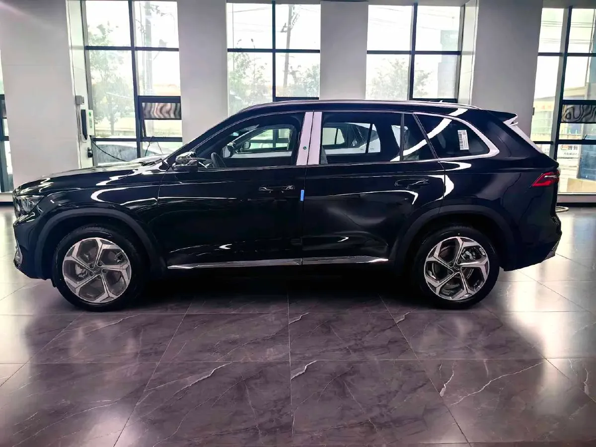 2024 Geely Monjaro 2.0T 218HP L4 7DCT,autocango,china used car exporter,china ev exporter,chinese used car exporter,chinese used ev exporter