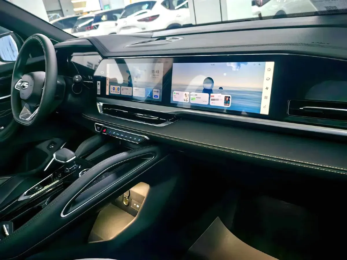 2024 Geely Monjaro 2.0T 218HP L4 7DCT,autocango,china used car exporter,china ev exporter,chinese used car exporter,chinese used ev exporter