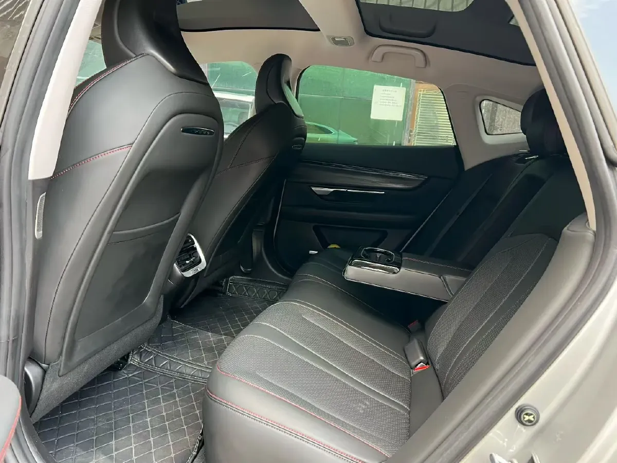 2023 Xpeng P7 BEV 70.8KWH,autocango,china used car exporter,china ev exporter,chinese used car exporter,chinese used ev exporter