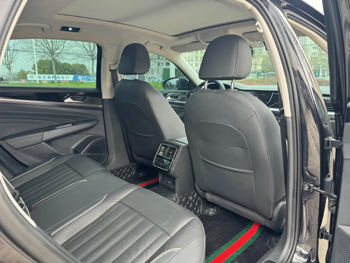 2022 Skoda Kodiak GT 2.0T 186HP L4 7DCT,autocango,china used car exporter,china ev exporter,chinese used car exporter,chinese used ev exporter