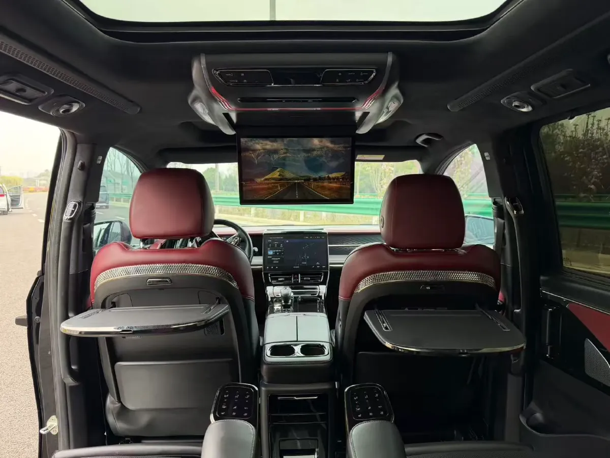 2023 GAC Trumpchi M8 2.0T 252HP L4 8AT,autocango,china used car exporter,china ev exporter,chinese used car exporter,chinese used ev exporter