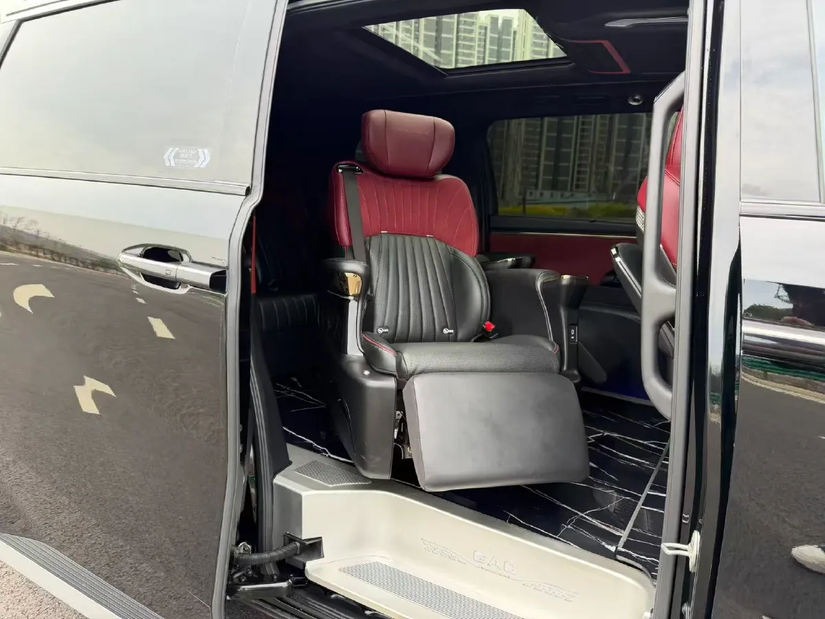 2023 GAC Trumpchi M8 2.0T 252HP L4 8AT,autocango,china used car exporter,china ev exporter,chinese used car exporter,chinese used ev exporter