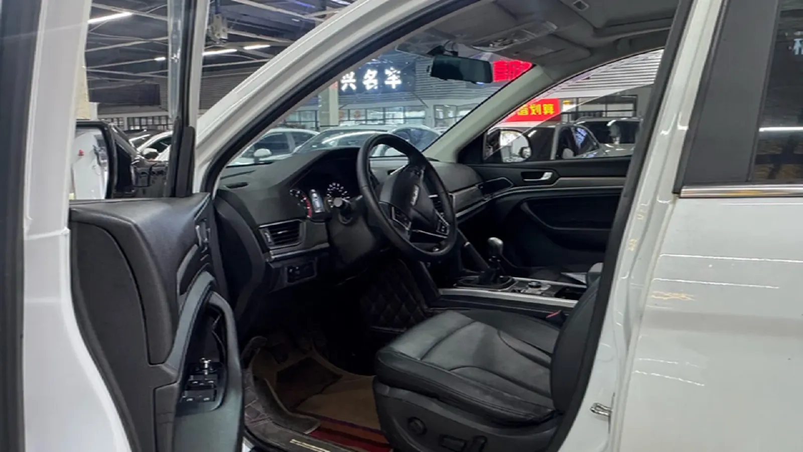 2019 Haval H6 1.5T 150HP L4 6MT,autocango,china used car exporter,china ev exporter,chinese used car exporter,chinese used ev exporter