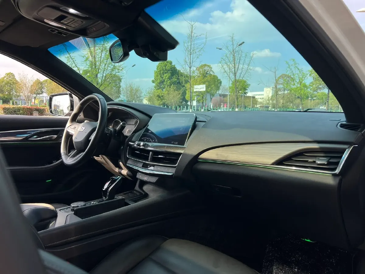 2020 Cadillac CT5 2.0T 237HP L4 10AT,autocango,china used car exporter,china ev exporter,chinese used car exporter,chinese used ev exporter