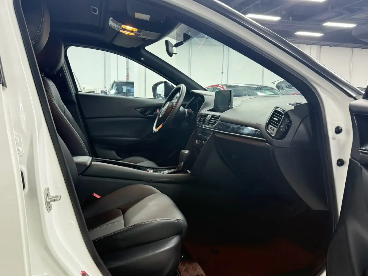 2021 Mazda CX-4 2.0L 158HP L4 6AT,autocango,china used car exporter,china ev exporter,chinese used car exporter,chinese used ev exporter