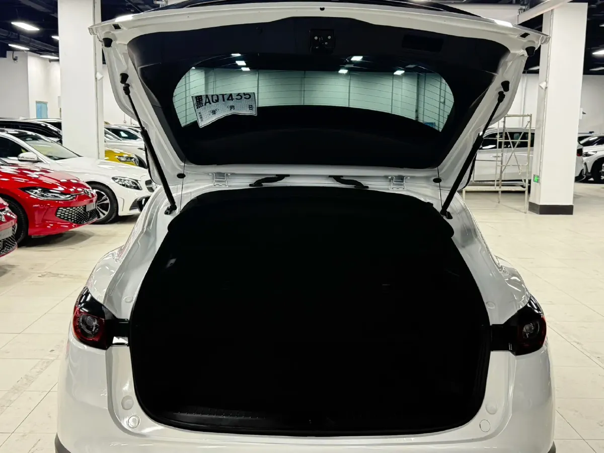 2021 Mazda CX-4 2.0L 158HP L4 6AT,autocango,china used car exporter,china ev exporter,chinese used car exporter,chinese used ev exporter