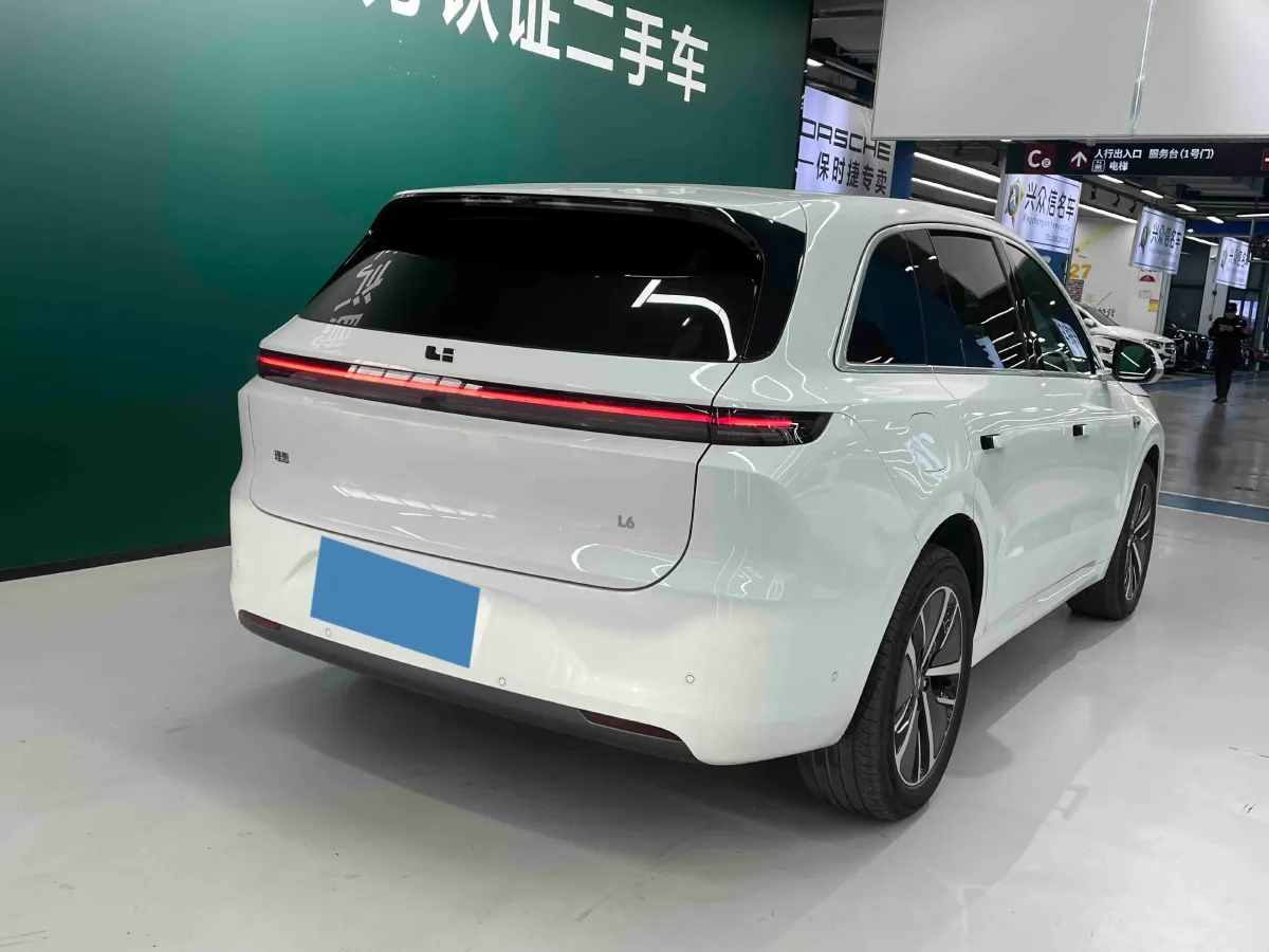 2024 Li L6 Range Extended 154HP L4 REEV 36.8KWH,autocango,china used car exporter,china ev exporter,chinese used car exporter,chinese used ev exporter