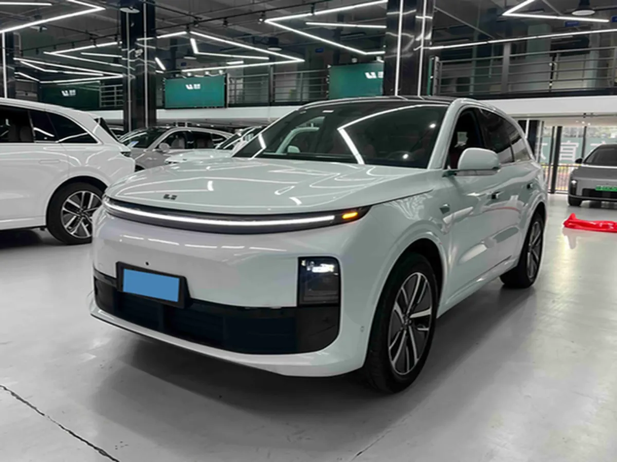 2024 Li L6 Range Extended 154HP L4 REEV 36.8KWH,autocango,china used car exporter,china ev exporter,chinese used car exporter,chinese used ev exporter