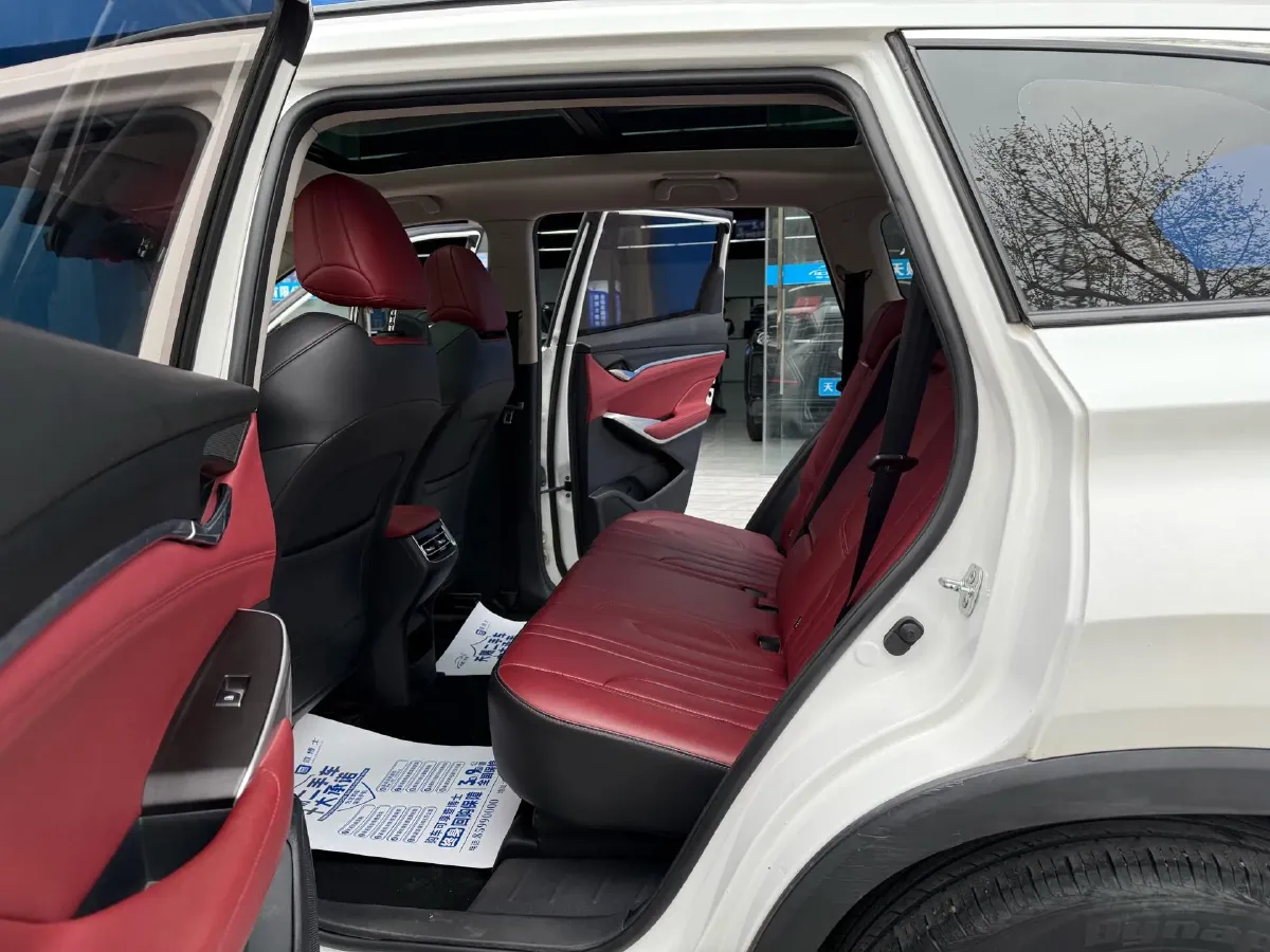 2020 ChangAn CS75 Plus 1.5T 178HP L4 6AT,autocango,china used car exporter,china ev exporter,chinese used car exporter,chinese used ev exporter