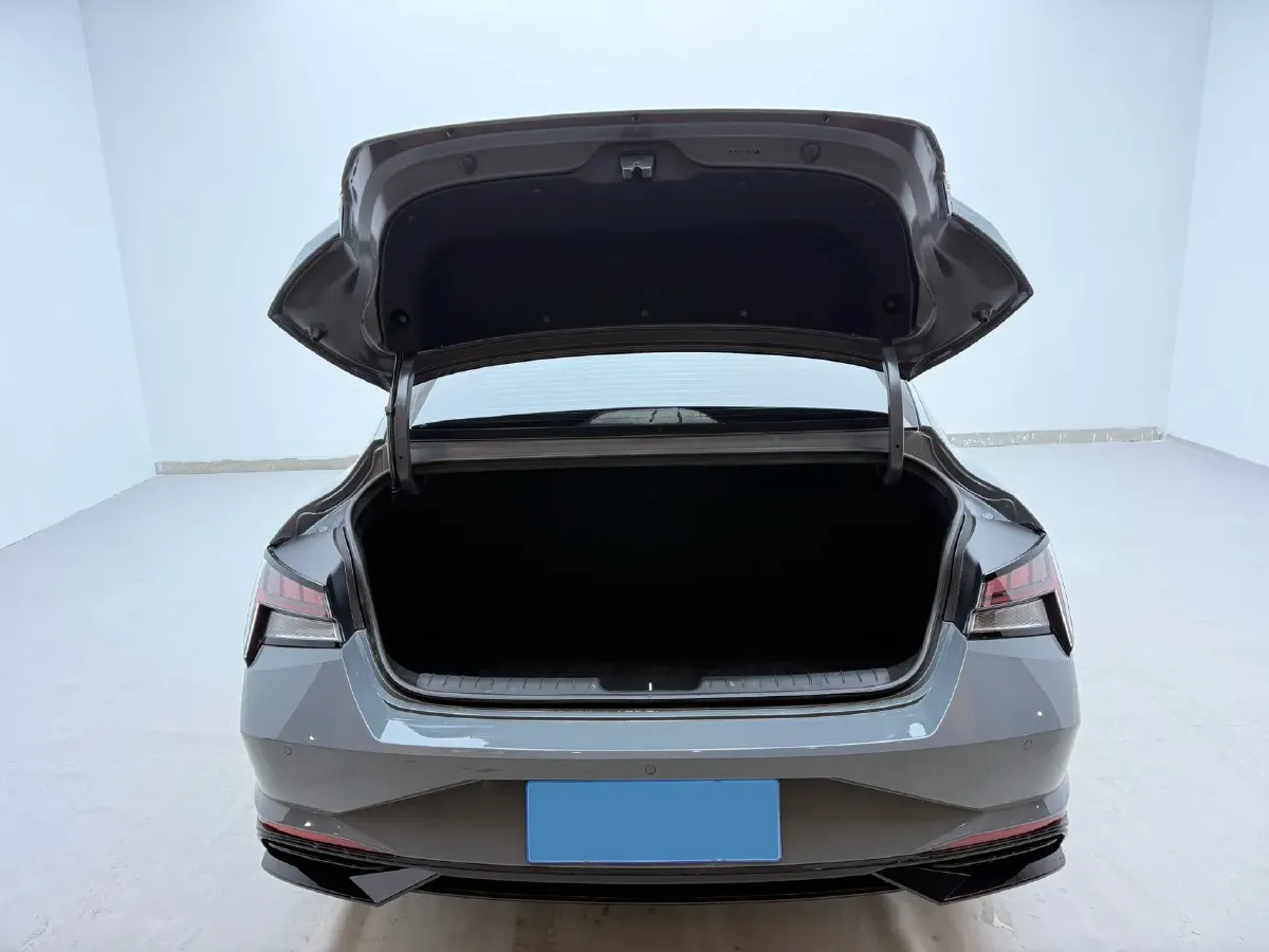 2021 Hyundai Elantra 1.5L 115HP L4 CVT,autocango,china used car exporter,china ev exporter,chinese used car exporter,chinese used ev exporter