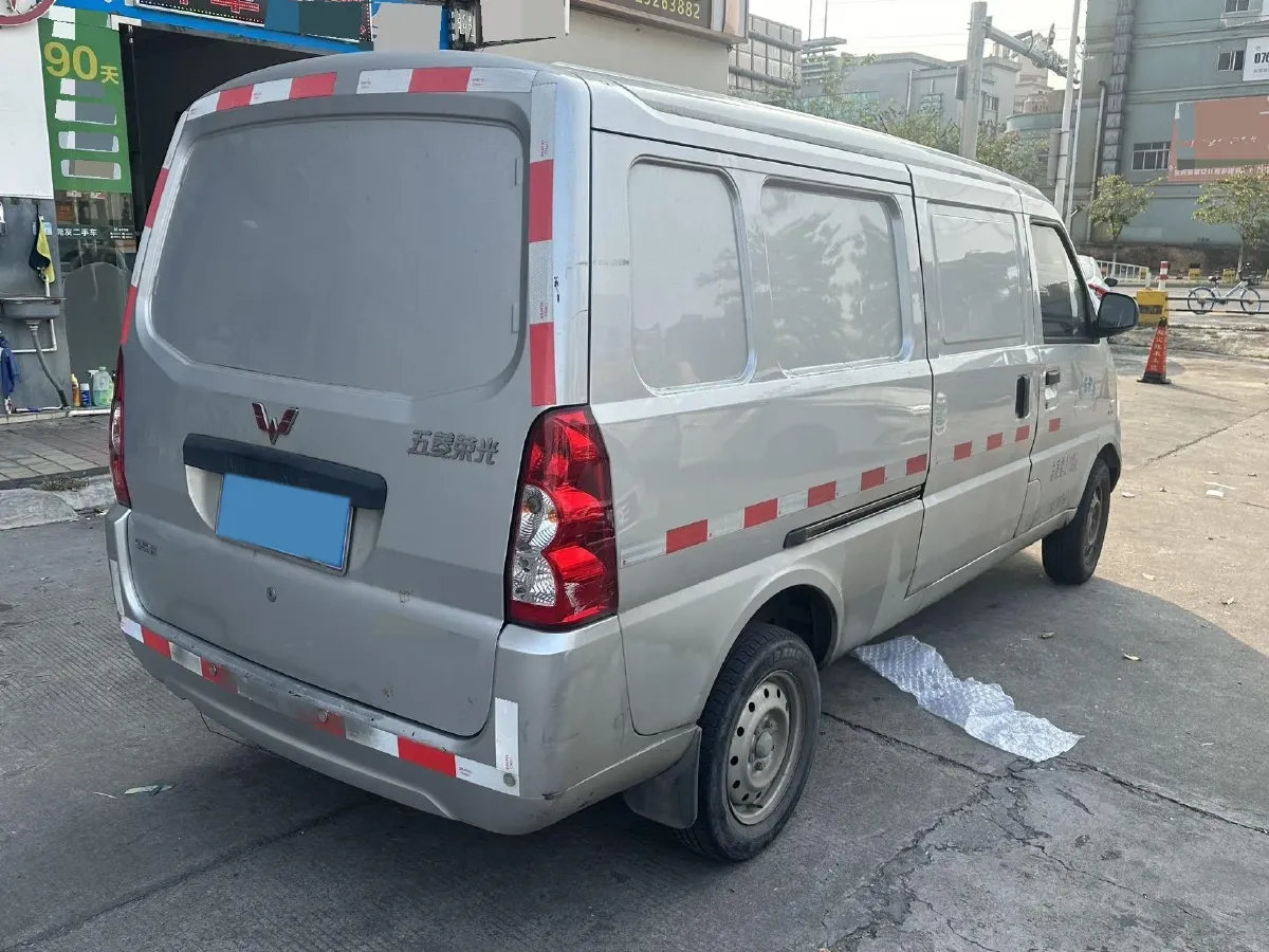 2021 SWM X2 1.5L 112HP L4 5MT,autocango,china used car exporter,china ev exporter,chinese used car exporter,chinese used ev exporter