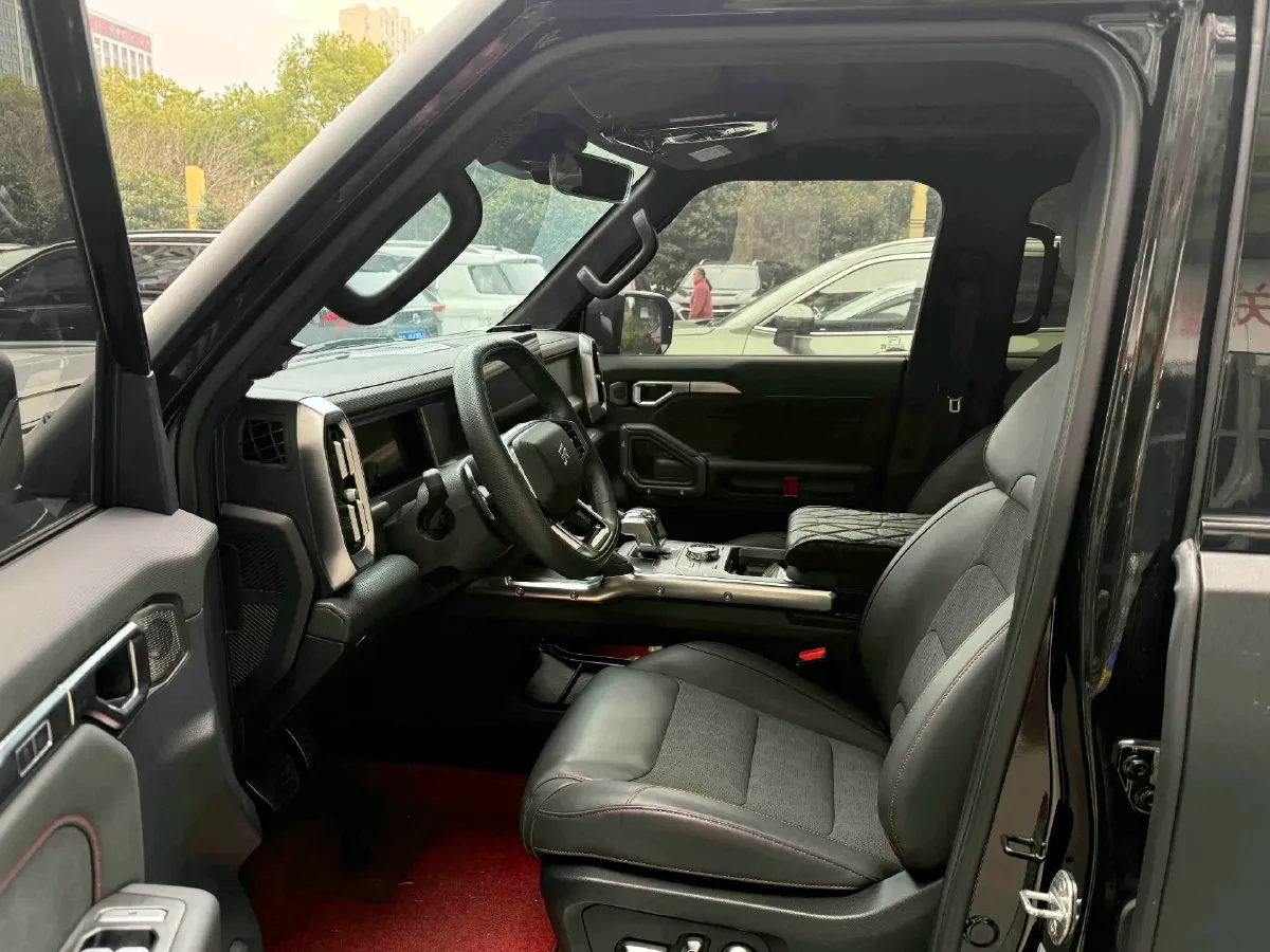 2023 Jetour Traveller 2.0T 254HP L4 7DCT,autocango,china used car exporter,china ev exporter,chinese used car exporter,chinese used ev exporter