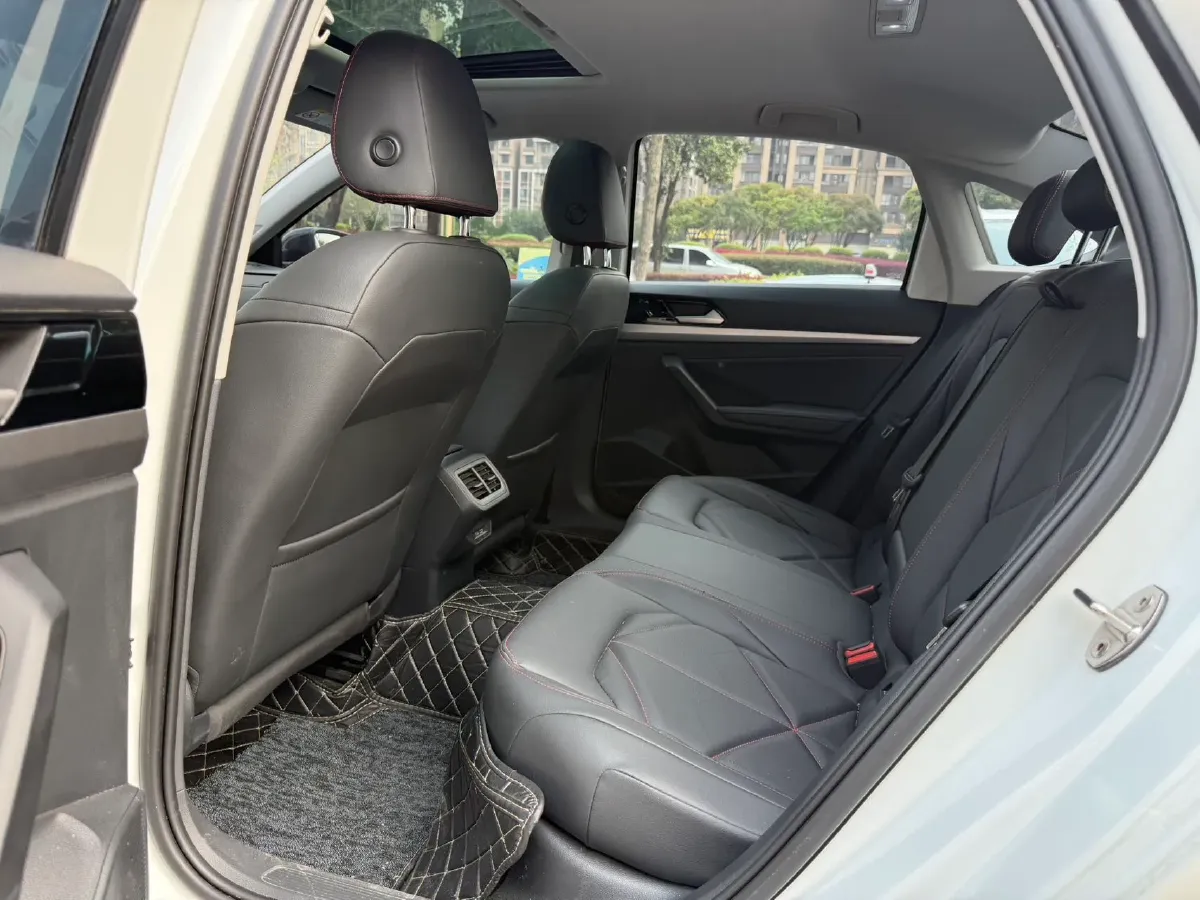 2023 Volkswagen Lavida 1.5T 160HP L4 7DCT,autocango,china used car exporter,china ev exporter,chinese used car exporter,chinese used ev exporter