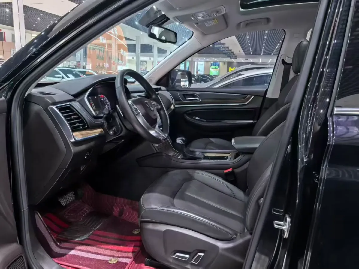 2019 Roewe RX8 2.0T 222HP L4 6AT,autocango,china used car exporter,china ev exporter,chinese used car exporter,chinese used ev exporter