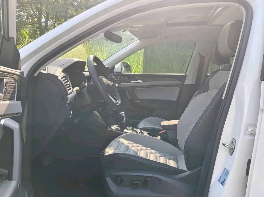 2024 Volkswagen Tayron 2.0T 186HP L4 7DCT,autocango,china used car exporter,china ev exporter,chinese used car exporter,chinese used ev exporter