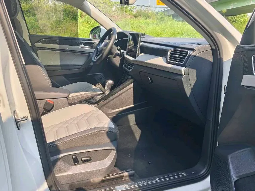 2024 Volkswagen Tayron 2.0T 186HP L4 7DCT,autocango,china used car exporter,china ev exporter,chinese used car exporter,chinese used ev exporter