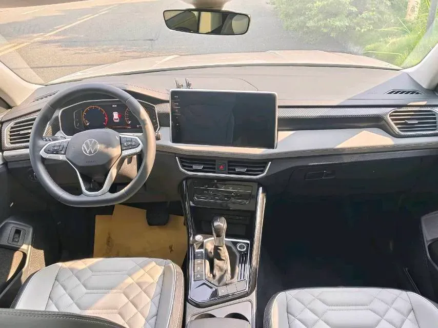 2024 Volkswagen Tayron 2.0T 186HP L4 7DCT,autocango,china used car exporter,china ev exporter,chinese used car exporter,chinese used ev exporter