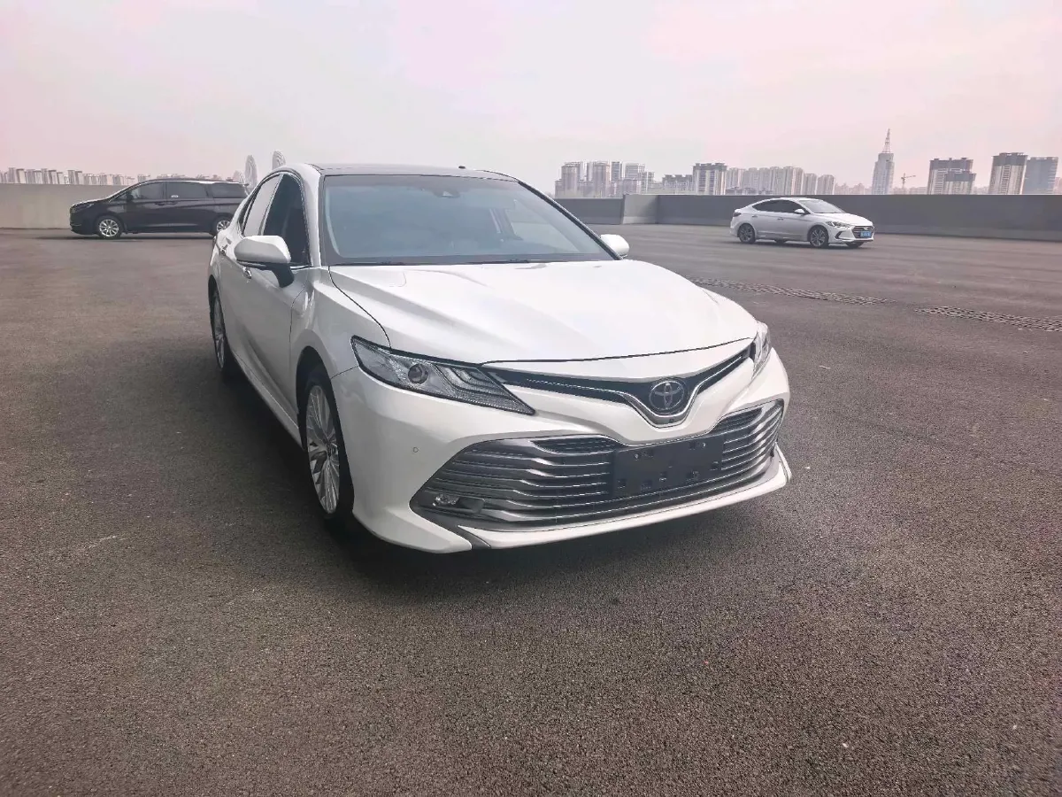 2019 Toyota Camry 2.5L 209HP L4 8AT,autocango,china used car exporter,china ev exporter,chinese used car exporter,chinese used ev exporter