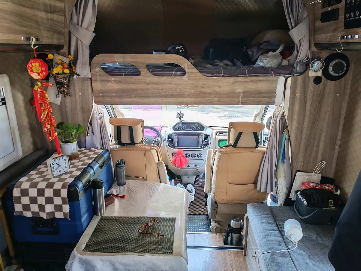 2013 MAXUS XinTu V80 2.5T 136HP L4 5MT,autocango,china used car exporter,china ev exporter,chinese used car exporter,chinese used ev exporter