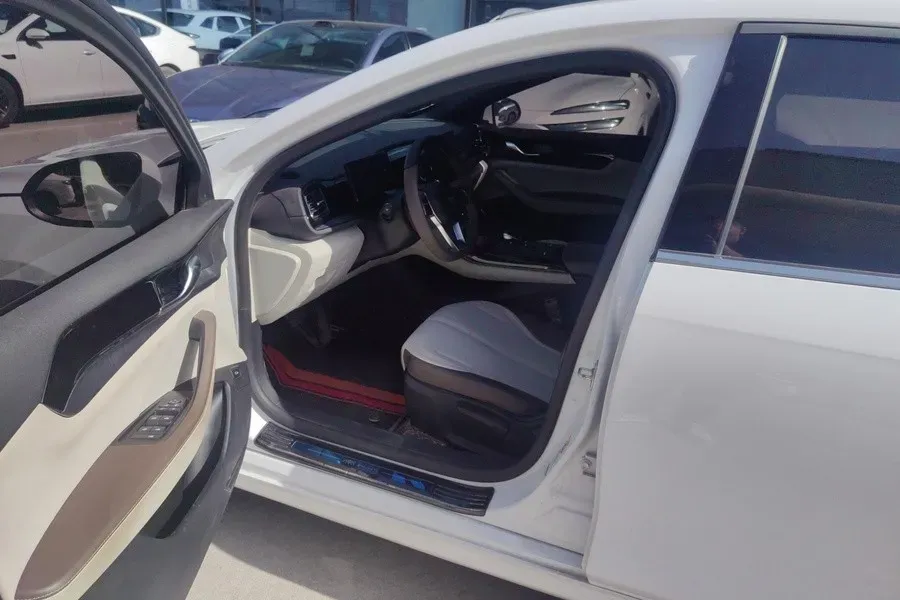 2024 BYD Qin Plus 1.5L 110HP L4 E-CVT PHEV 8.32KWH,autocango,china used car exporter,china ev exporter,chinese used car exporter,chinese used ev exporter