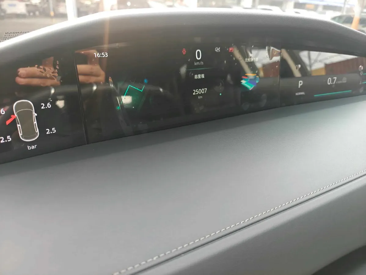 2021 ChangAn UNI-K 2.0T 233HP L4 8AT,autocango,china used car exporter,china ev exporter,chinese used car exporter,chinese used ev exporter