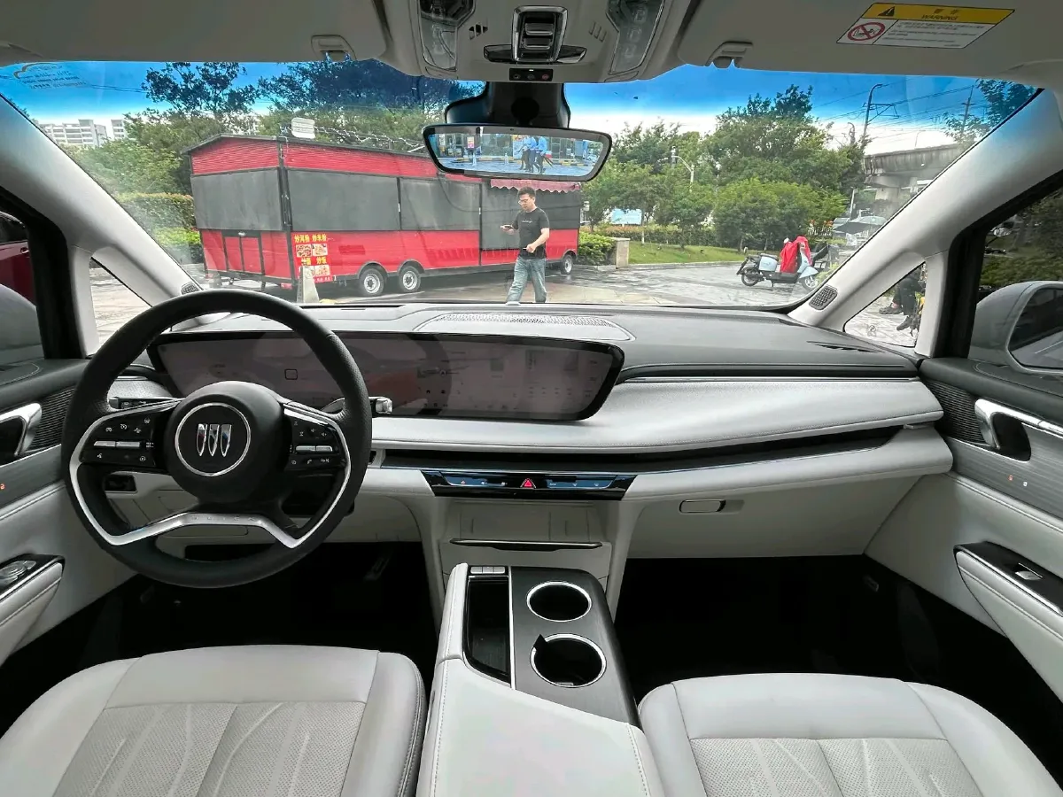 2024 Buick GL8 1.5T 180HP L4 2DHT PHEV 24.4KWH,autocango,china used car exporter,china ev exporter,chinese used car exporter,chinese used ev exporter