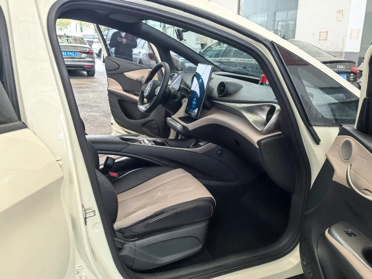 2025 BYD Dolphin BEV 45.12KWH,autocango,china used car exporter,china ev exporter,chinese used car exporter,chinese used ev exporter