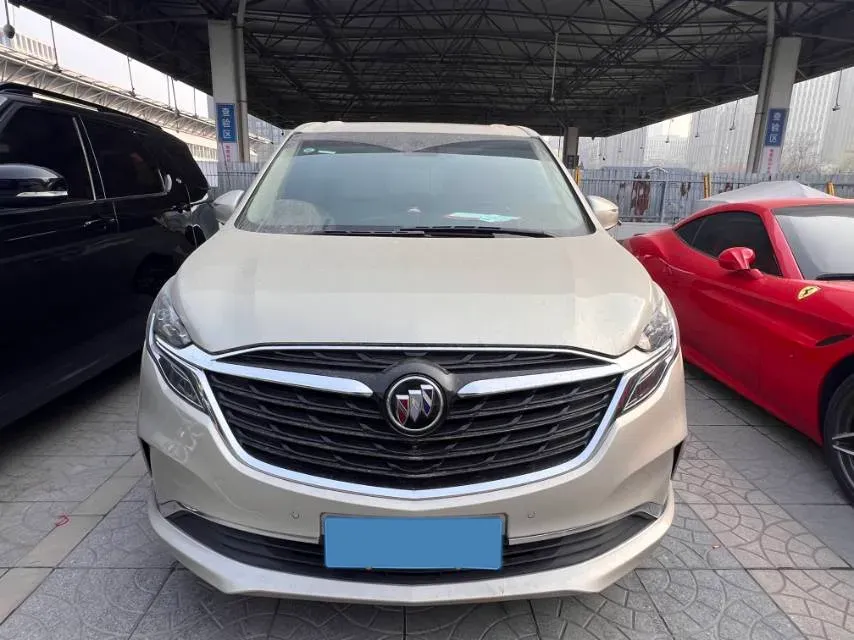 2022 Buick GL8 2.0T 237HP L4 9AT,autocango,china used car exporter,china ev exporter,chinese used car exporter,chinese used ev exporter