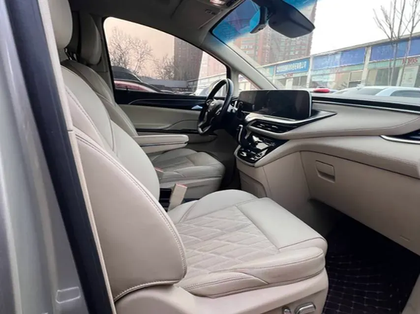 2022 Buick GL8 2.0T 237HP L4 9AT,autocango,china used car exporter,china ev exporter,chinese used car exporter,chinese used ev exporter