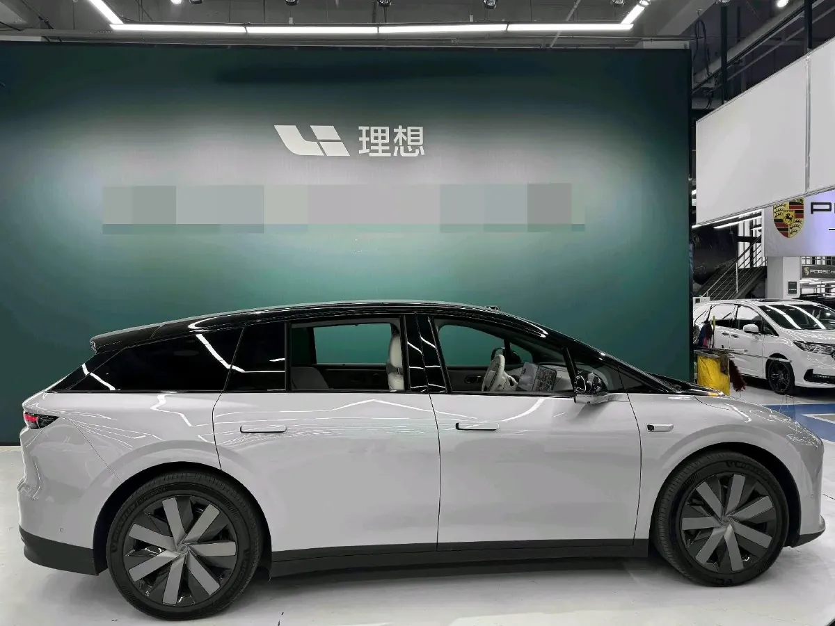 2025 Li i6 BEV,autocango,china used car exporter,china ev exporter,chinese used car exporter,chinese used ev exporter