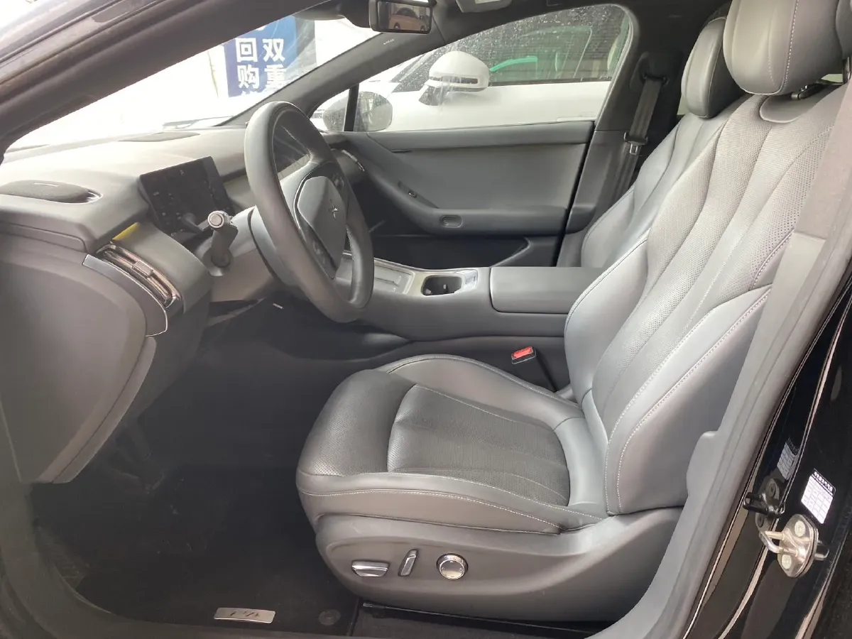 2024 Xpeng P7+ BEV 60.7KWH,autocango,china used car exporter,china ev exporter,chinese used car exporter,chinese used ev exporter