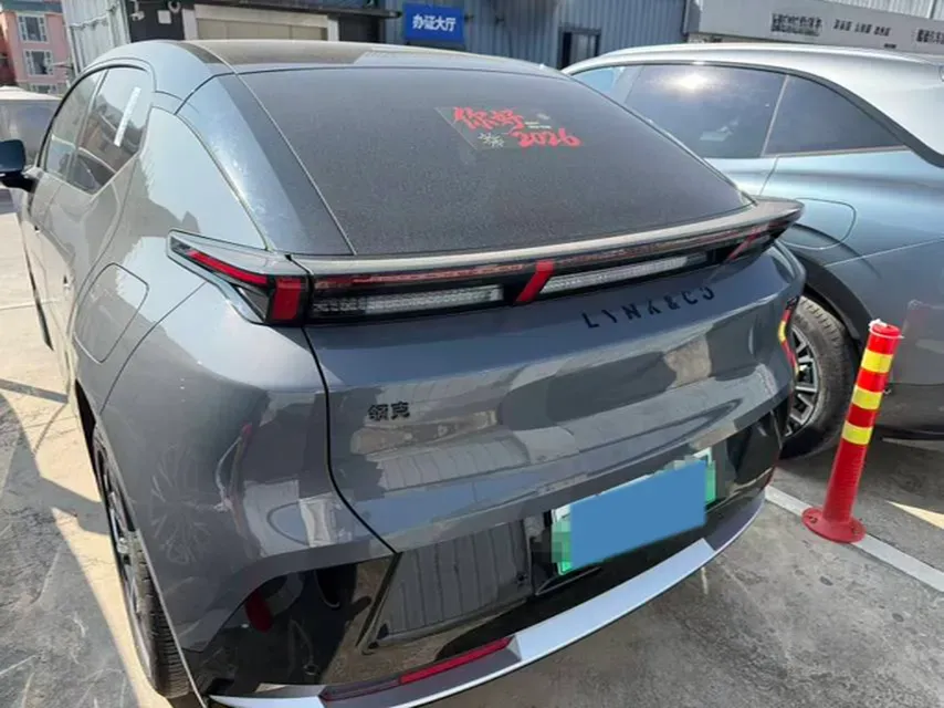 2025 Dongfeng Z9 2.0T 258HP L4 8AT,autocango,china used car exporter,china ev exporter,chinese used car exporter,chinese used ev exporter