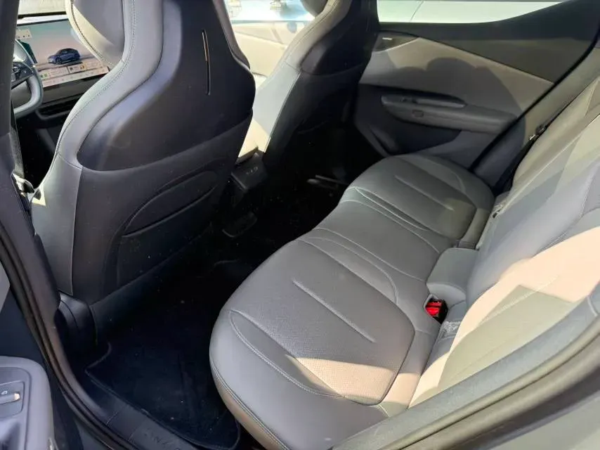 2025 Dongfeng Z9 2.0T 258HP L4 8AT,autocango,china used car exporter,china ev exporter,chinese used car exporter,chinese used ev exporter