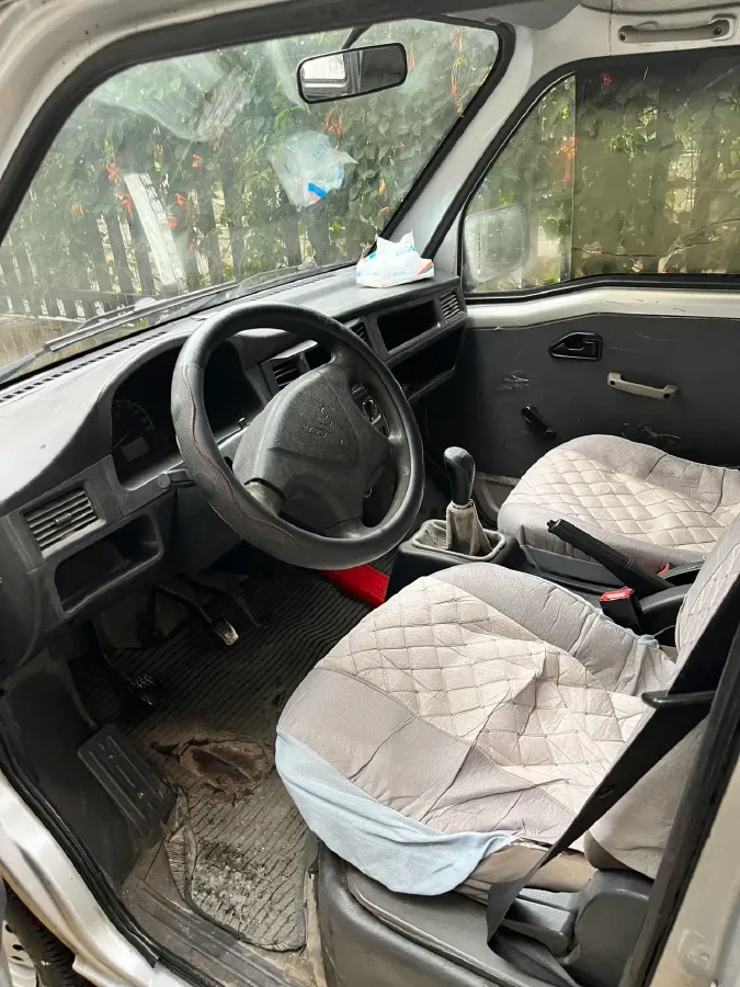 2015 WuLing ZhiGuang 1.2L 82HP L4 5MT,autocango,china used car exporter,china ev exporter,chinese used car exporter,chinese used ev exporter