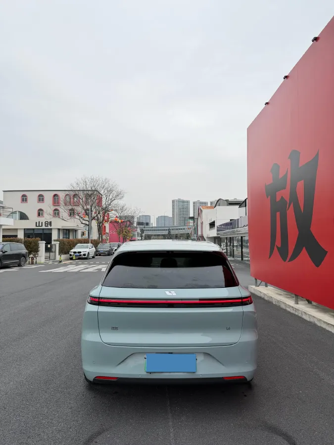 2025 Li L6 Range Extended 154HP L4 REEV,autocango,china used car exporter,china ev exporter,chinese used car exporter,chinese used ev exporter
