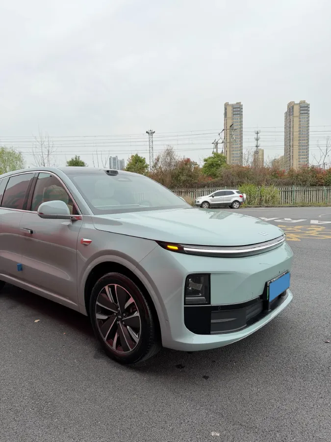 2025 Li L6 Range Extended 154HP L4 REEV,autocango,china used car exporter,china ev exporter,chinese used car exporter,chinese used ev exporter