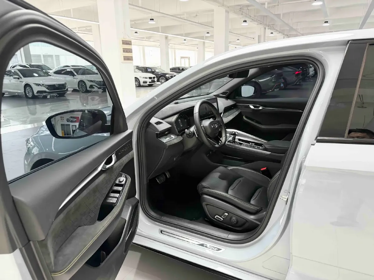 2021 Geely Preface 2.0T 190HP L4 7DCT,autocango,china used car exporter,china ev exporter,chinese used car exporter,chinese used ev exporter