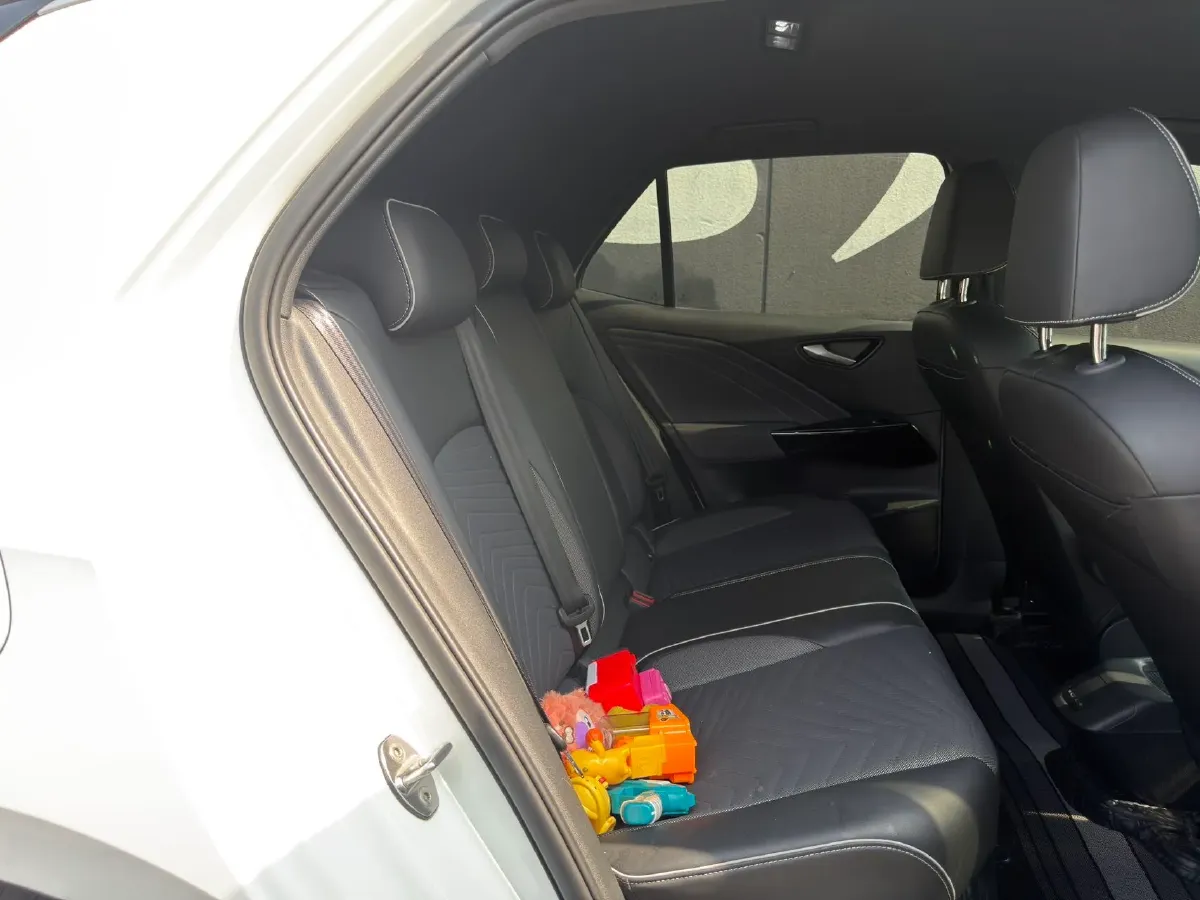 2024 Volkswagen ID.3 BEV 52.8KWH,autocango,china used car exporter,china ev exporter,chinese used car exporter,chinese used ev exporter