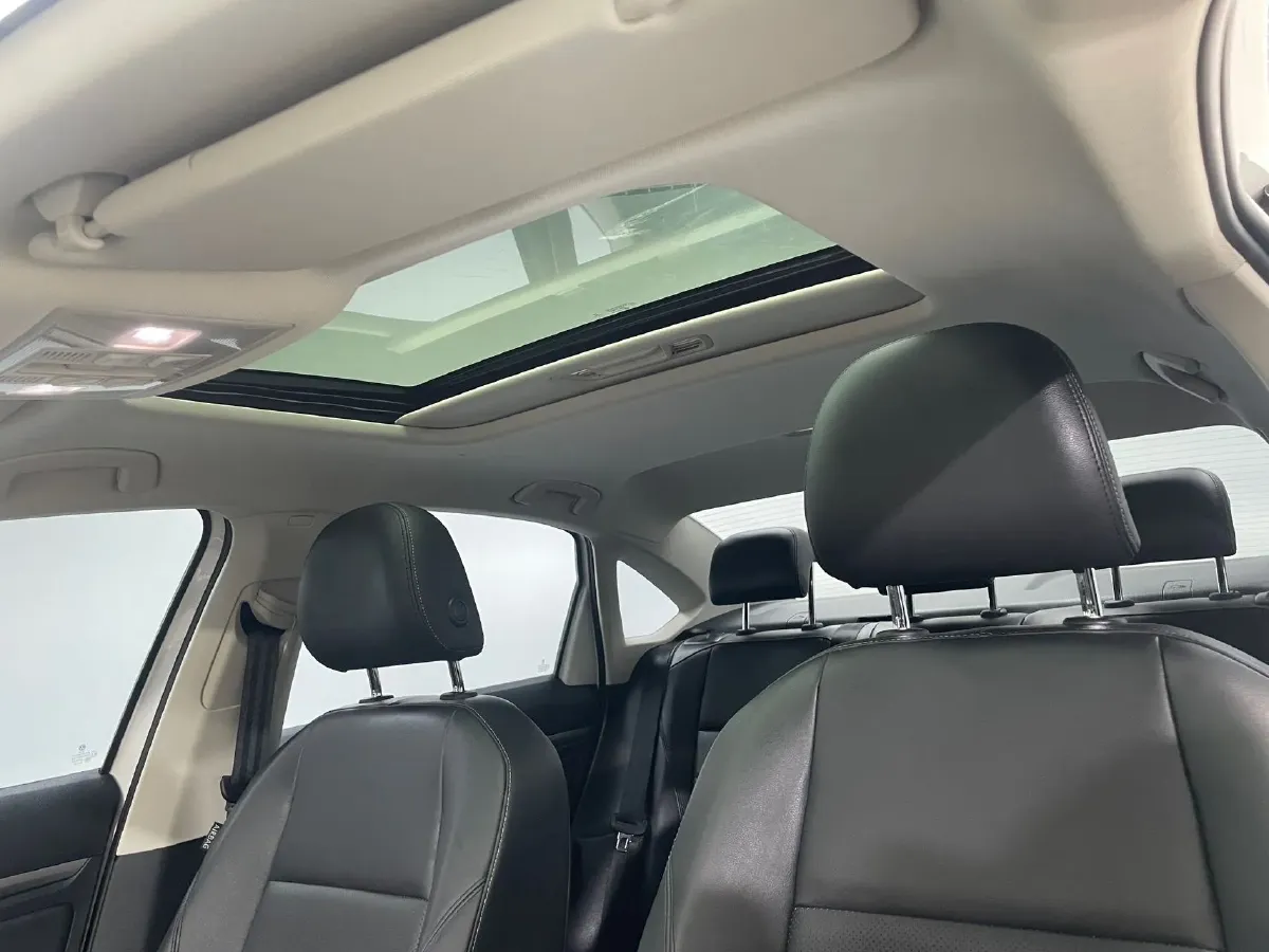 2018 Volkswagen Lavida 1.2T 116HP L4 7DCT,autocango,china used car exporter,china ev exporter,chinese used car exporter,chinese used ev exporter