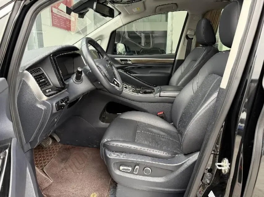 2021 GAC Trumpchi M8 2.0T 252HP L4 8AT,autocango,china used car exporter,china ev exporter,chinese used car exporter,chinese used ev exporter