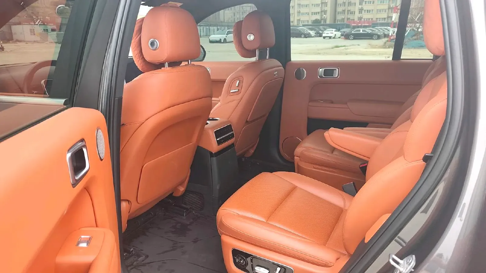 2022 Li L9 Range Extended 154HP REEV 42.6KWH,autocango,china used car exporter,china ev exporter,chinese used car exporter,chinese used ev exporter