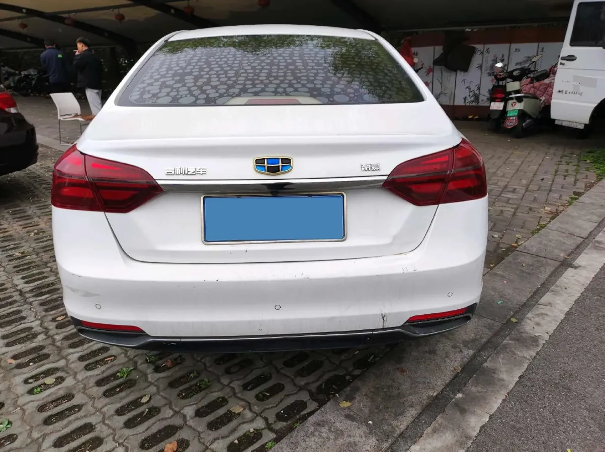 2018 Geely Emgrand 1.5L 109HP L4 5MT,autocango,china used car exporter,china ev exporter,chinese used car exporter,chinese used ev exporter