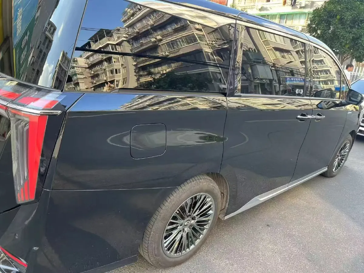 2023 GAC Trumpchi M8 2.0T 252HP L4 8AT,autocango,china used car exporter,china ev exporter,chinese used car exporter,chinese used ev exporter